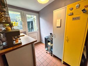 Photo 9- click for photo gallery